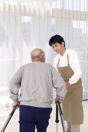 堺市でインプラント治療を提供している歯科医院